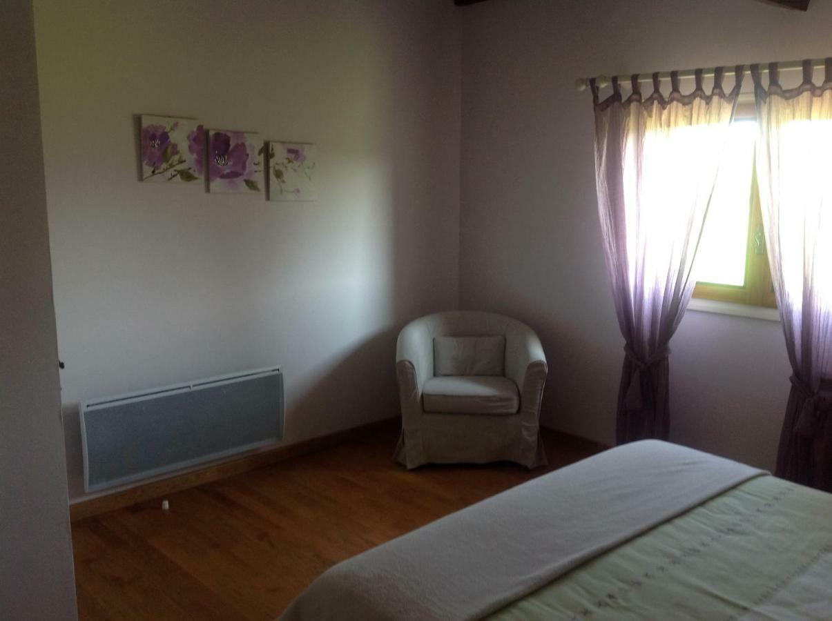 Au Mas Des Graviers Bed & Breakfast Salavas Dış mekan fotoğraf